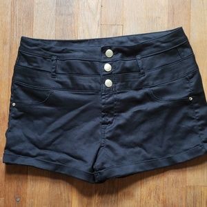 Refuge Women's Black High Waisted Shorts EUC